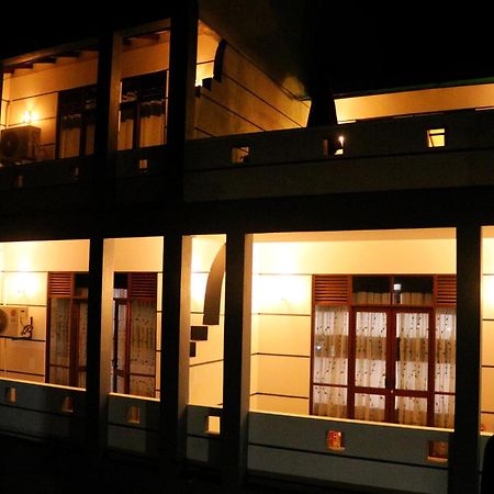 Villa L 24 Dikwella Exteriér fotografie