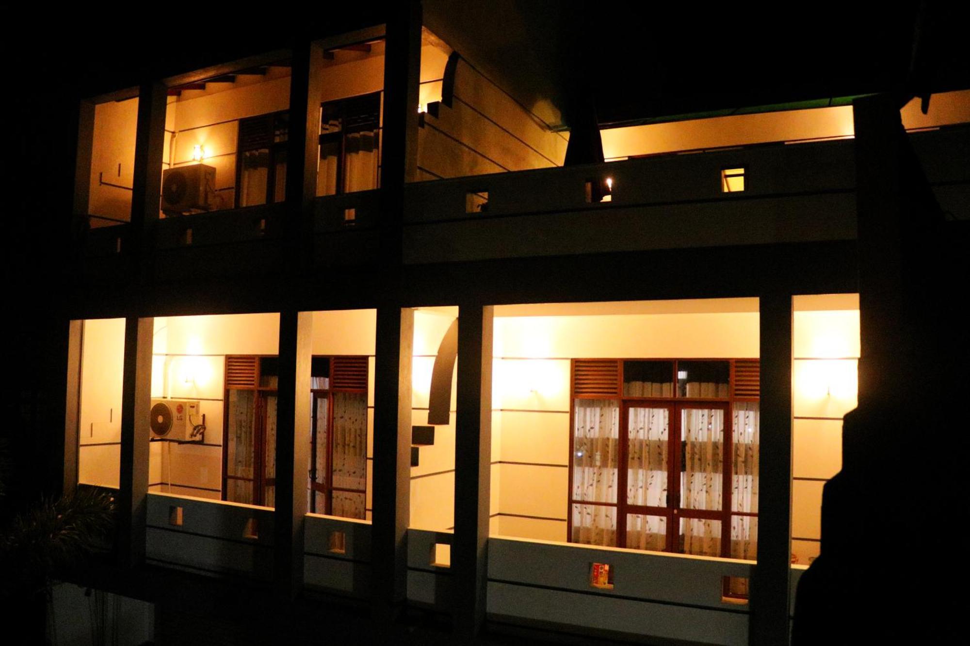 Villa L 24 Dikwella Exteriér fotografie